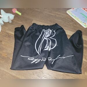 Ruff Ryder Dmx Black Graphic Joggers with Signature Design